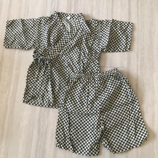 西松屋(ニシマツヤ)の甚平　男児120 キッズ/ベビー/マタニティのキッズ服男の子用(90cm~)(甚平/浴衣)の商品写真