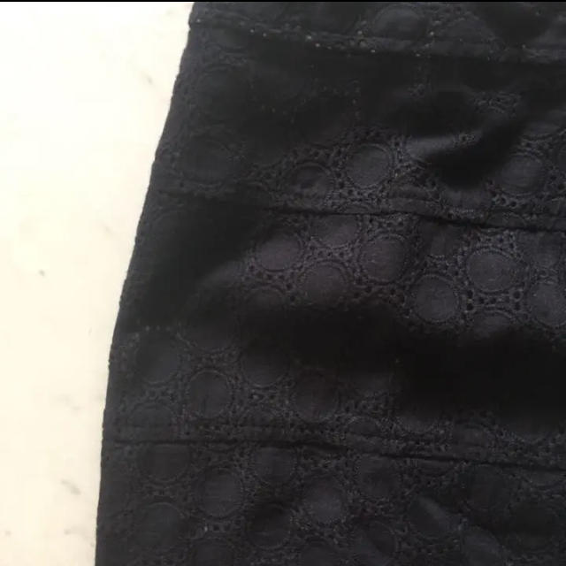 値下げ中◯美品　レーススカート　黒　Mサイズ レディースのスカート(ひざ丈スカート)の商品写真