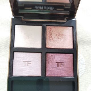 トムフォード(TOM FORD)の【さと様専用】ヴァージンオーキッド　アイカラー(アイシャドウ)