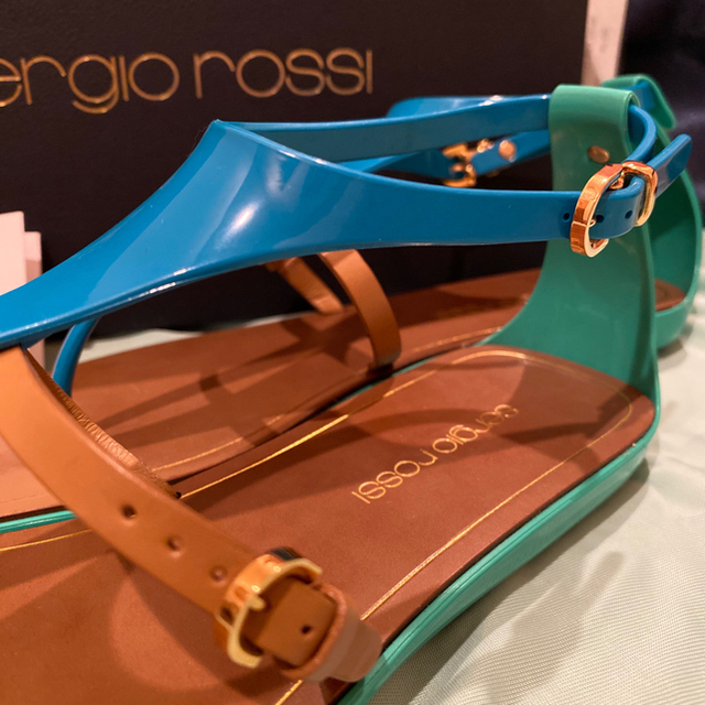 Sergio Rossi(セルジオロッシ)のゼルジオロッシ　サンダル　夏サンダル美品 レディースの靴/シューズ(サンダル)の商品写真