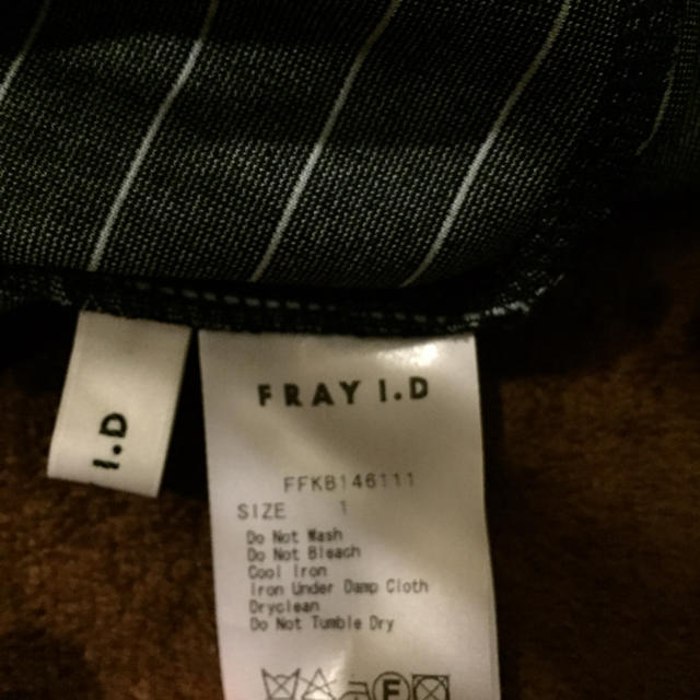 FRAY I.D(フレイアイディー)のFRAY I.D タイト スカート レディースのスカート(ひざ丈スカート)の商品写真