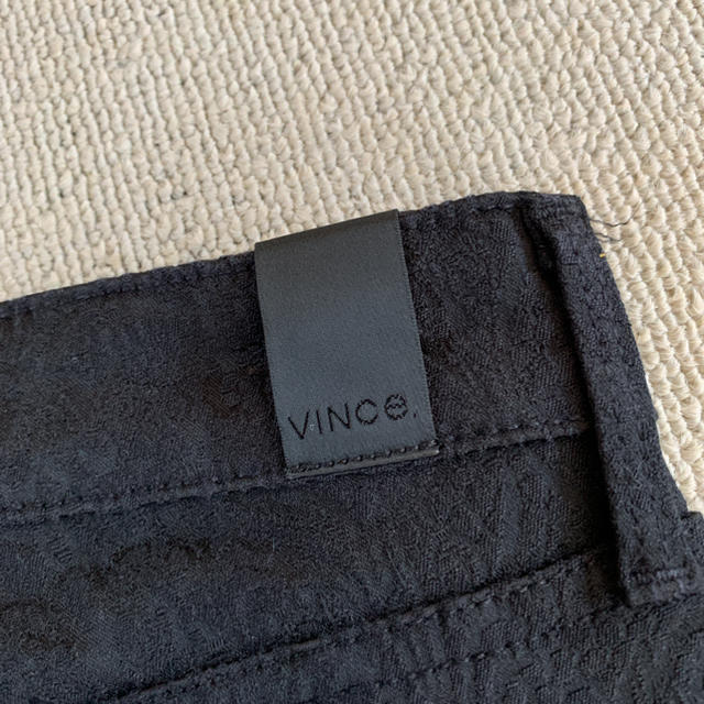 Vince(ビンス)の専用です。VINCE  ジャガード柄ブラックスキニーパンツ レディースのパンツ(デニム/ジーンズ)の商品写真