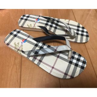 バーバリー(BURBERRY)のBURBERRY ビーチサンダル 早い者勝ちです(サンダル)