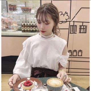 toga pulla トップス アシメTシャツ | myglobaltax.com