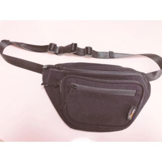 ローリーズファーム(LOWRYS FARM)のLOWRYSFARM コーデュラミニウエストBAG(ボディバッグ/ウエストポーチ)