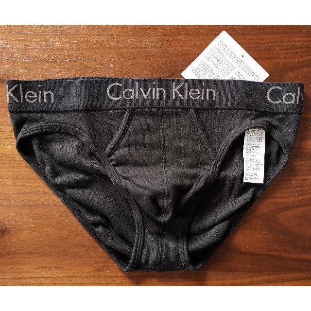 Calvin Klein(カルバンクライン)のカルバンクライン　新品　メンズ　ヒップブリーフ(ブラックM) メンズのアンダーウェア(その他)の商品写真