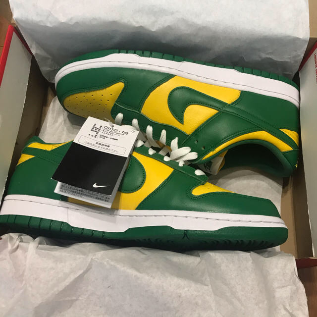 NIKE(ナイキ)のNIKE Dunk Low SP BRAZIL  US10／28cm メンズの靴/シューズ(スニーカー)の商品写真