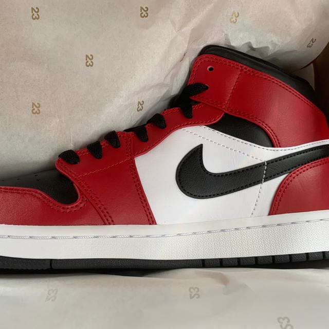 28 NIKE AIR JORDAN 1 MID ナイキ AJ1 CHICAGO