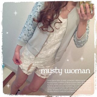 ミスティウーマン(mysty woman)のmystywoman花柄切り替えブルゾン(ブルゾン)