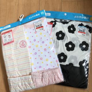 半袖パジャマ  長袖パジャマ  3セット　女の子　新品、未使用(パジャマ)