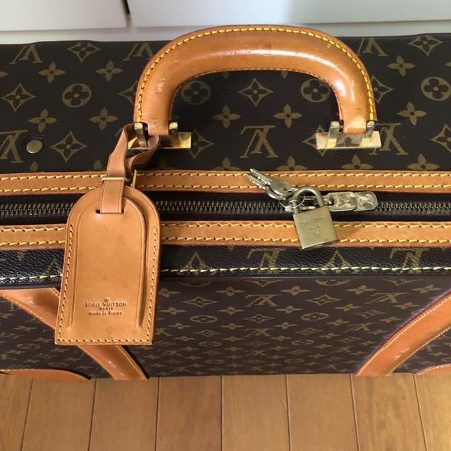 LOUIS VUITTON(ルイヴィトン)のLOUIS  VUITTON レディースのバッグ(スーツケース/キャリーバッグ)の商品写真