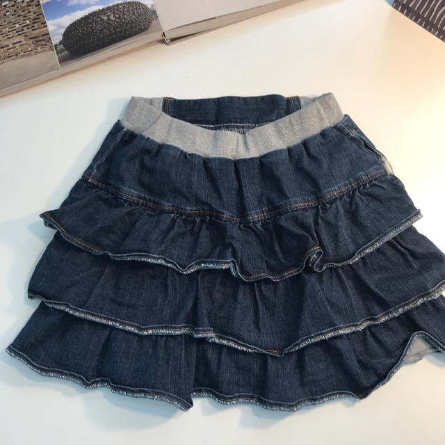 HusHush(ハッシュアッシュ)のHushush ハッシュアッシュ女の子140 キッズ/ベビー/マタニティのキッズ服女の子用(90cm~)(スカート)の商品写真