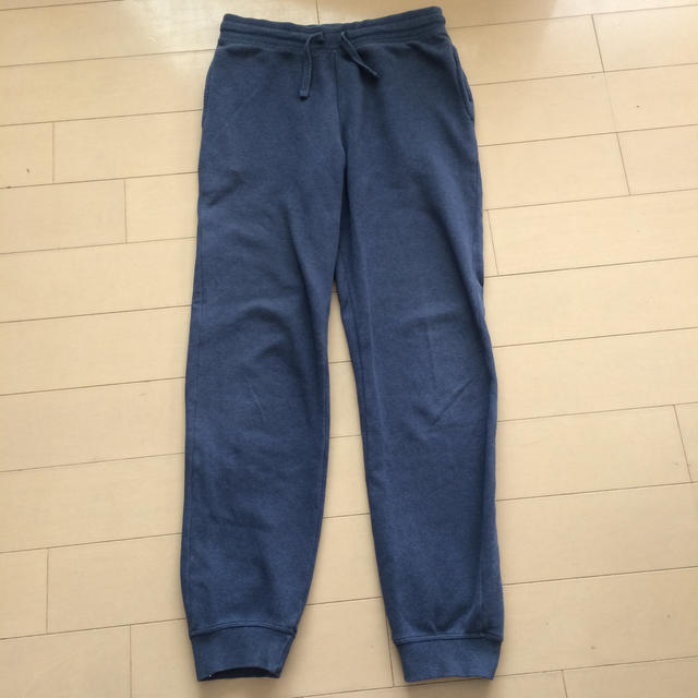 H&M(エイチアンドエム)の150 スウェットパンツ 男の子 キッズ/ベビー/マタニティのキッズ服男の子用(90cm~)(パンツ/スパッツ)の商品写真