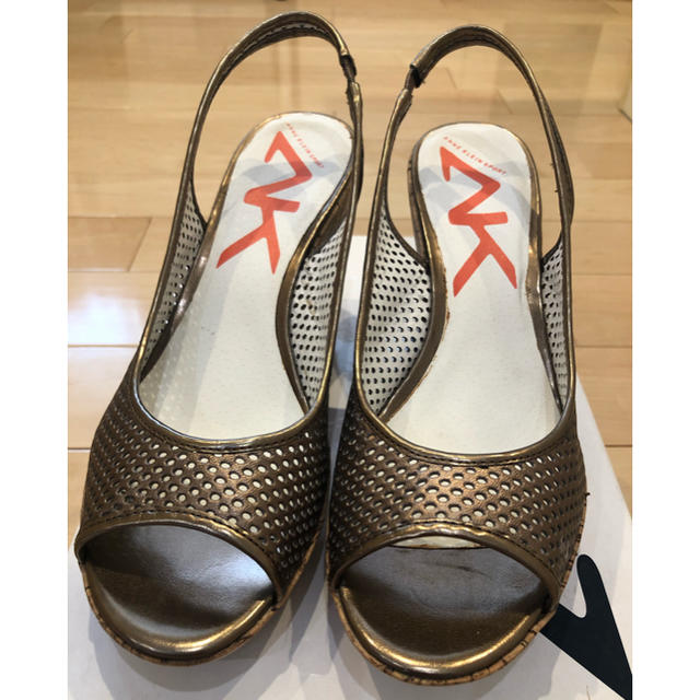 ANNE KLEIN(アンクライン)のセール　新品　サンダル  ANNE  KLEIN  SPORT  24.5センチ レディースの靴/シューズ(サンダル)の商品写真