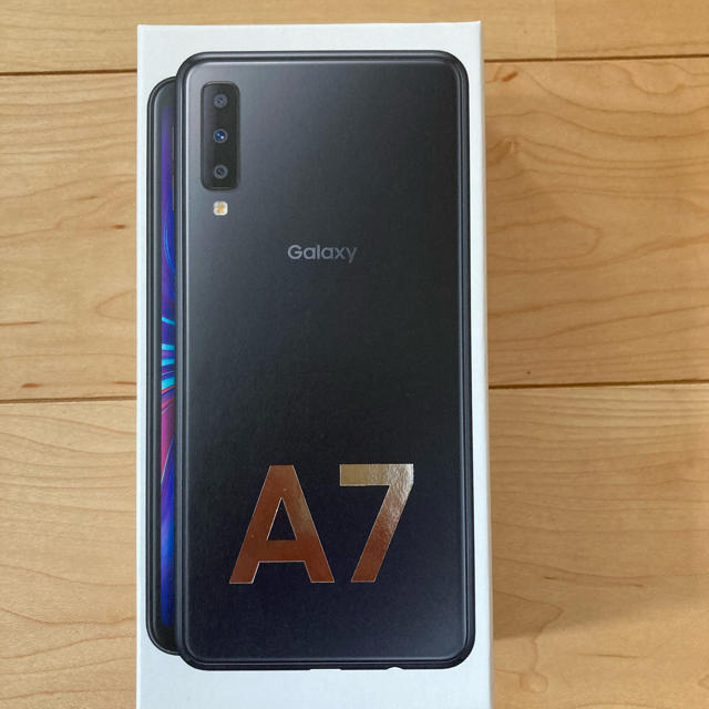 Galaxy A7 黒 未開封新品スマートフォン本体