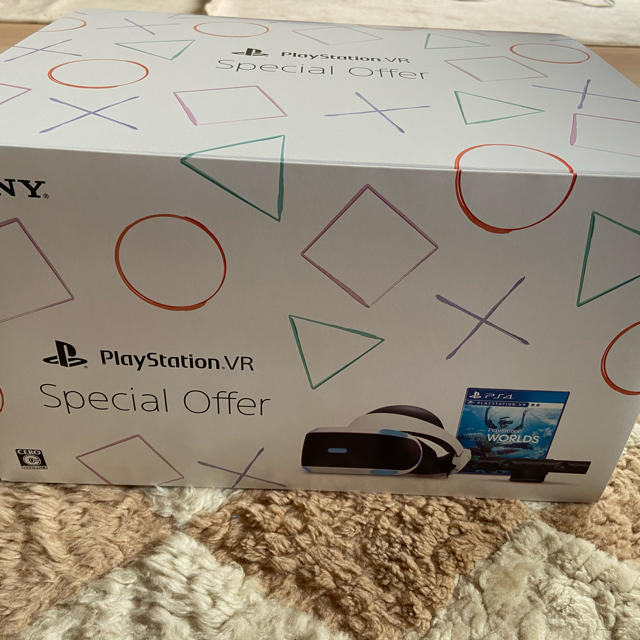 PlayStation VR(プレイステーションヴィーアール)のPlayStationVR Special Offer (CUHJ-16011) エンタメ/ホビーのゲームソフト/ゲーム機本体(その他)の商品写真