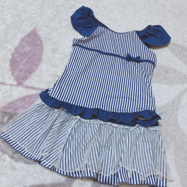 水着140センチ キッズ/ベビー/マタニティのキッズ服女の子用(90cm~)(水着)の商品写真