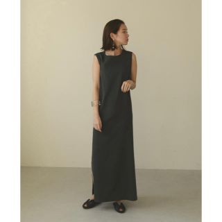 トゥデイフル(TODAYFUL)の新品　TODAYFUL Dobbystripe Slit Dress  36(ロングワンピース/マキシワンピース)