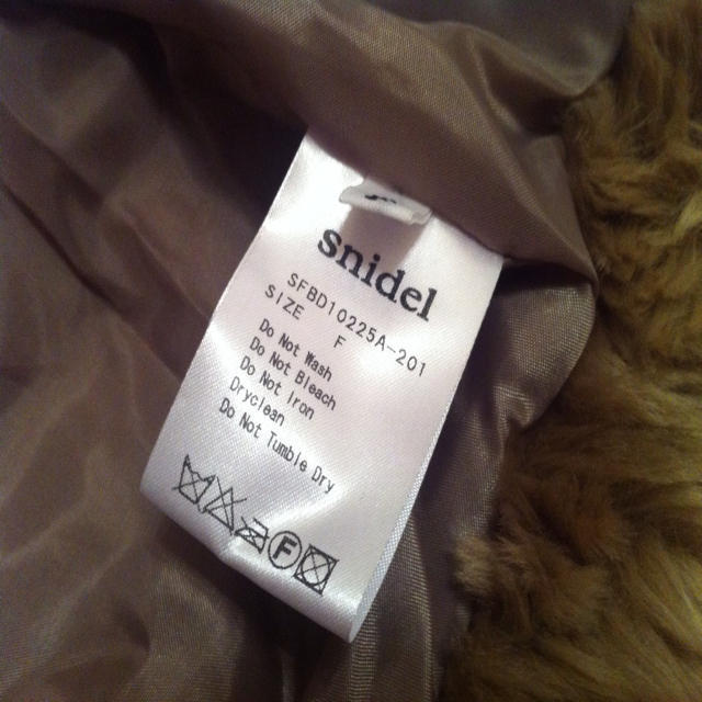 SNIDEL(スナイデル)のsnidel♡ファージャケット レディースのジャケット/アウター(毛皮/ファーコート)の商品写真