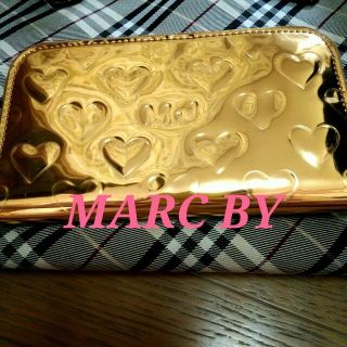 マークジェイコブス(MARC JACOBS)のMarc BY♡美品♡ゴールド長財布(財布)