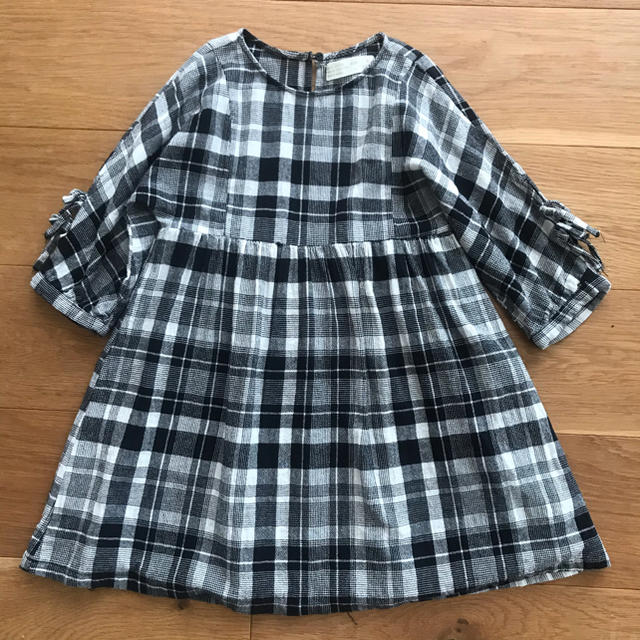 ZARA(ザラ)のZARA 女の子　110〜120 ガーゼ　ワンピース　チュニック キッズ/ベビー/マタニティのキッズ服女の子用(90cm~)(ワンピース)の商品写真