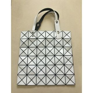 イッセイミヤケ(ISSEY MIYAKE)のIssey miyake baobao バオバオ ショルダーバッグ(ショルダーバッグ)