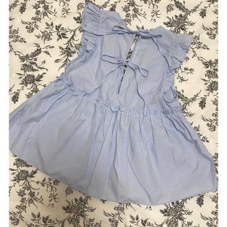 ザラ(ZARA)のZARA トップス(カットソー(半袖/袖なし))