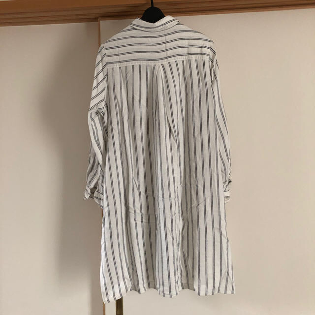 BACK NUMBER(バックナンバー)のリネン混 ロングシャツ Ｌ 羽織り 2way  レディースのトップス(シャツ/ブラウス(長袖/七分))の商品写真