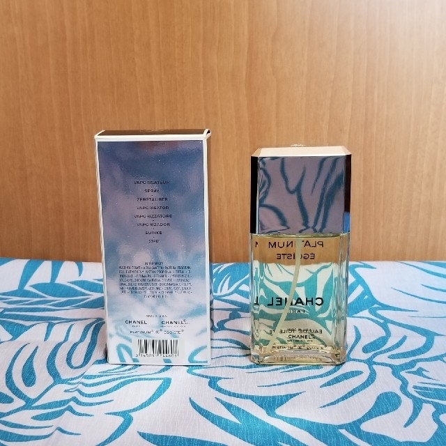 CHANEL(シャネル)のmame様専用　香水　CHANEL PLATINUM EGOIST 100ml コスメ/美容の香水(ユニセックス)の商品写真