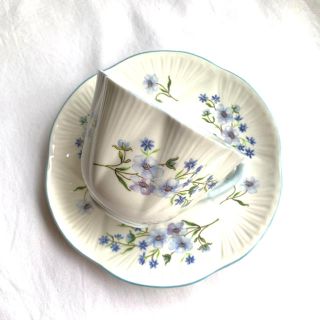 ロイヤルアルバート(ROYAL ALBERT)のイギリス　シェリー　ティーカップ　ビンテージ　アンティーク(食器)