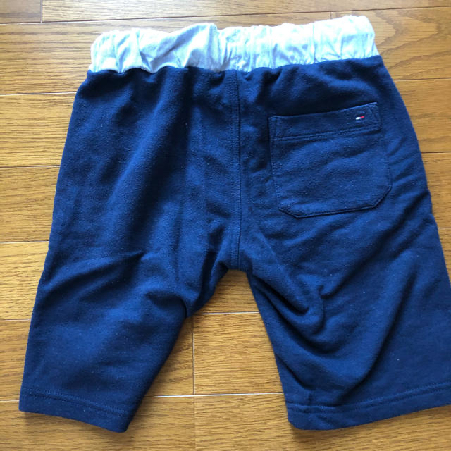 TOMMY HILFIGER(トミーヒルフィガー)のTOMMY HILFIGERハーフパンツ　男の子122（120〜130） キッズ/ベビー/マタニティのキッズ服男の子用(90cm~)(パンツ/スパッツ)の商品写真