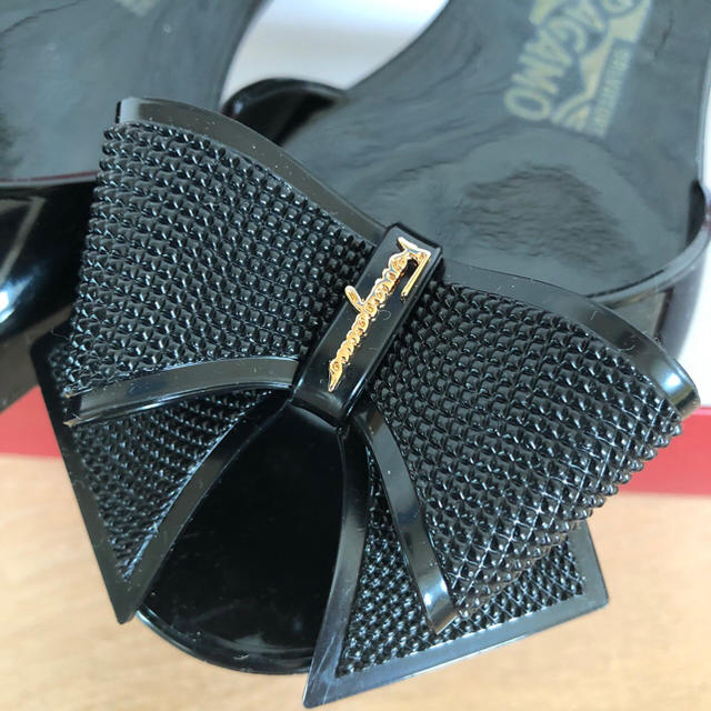 Salvatore Ferragamo(サルヴァトーレフェラガモ)の★美品★ フェラガモ オープントゥ ラバーシューズ 5 / 22.5cm レディースの靴/シューズ(サンダル)の商品写真