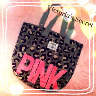 ヴィクトリアズシークレット(Victoria's Secret)のVictoria'sSecret♡トート(トートバッグ)