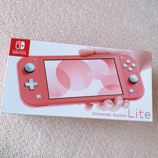 Nintendo Switch Lite 本体　コーラル