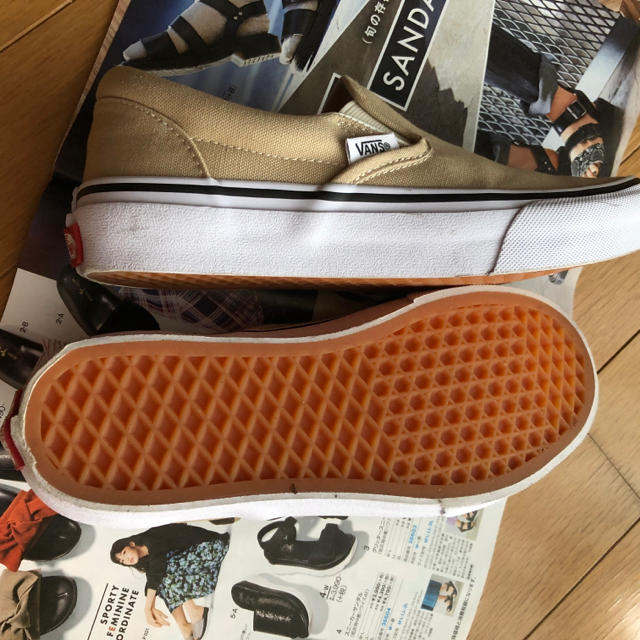 VANS(ヴァンズ)のVANS 即買取希望！スニーカー👟 レディースの靴/シューズ(スニーカー)の商品写真