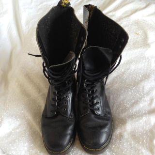 ドクターマーチン(Dr.Martens)のDr.MARTENSの黒のブーツ(ブーツ)