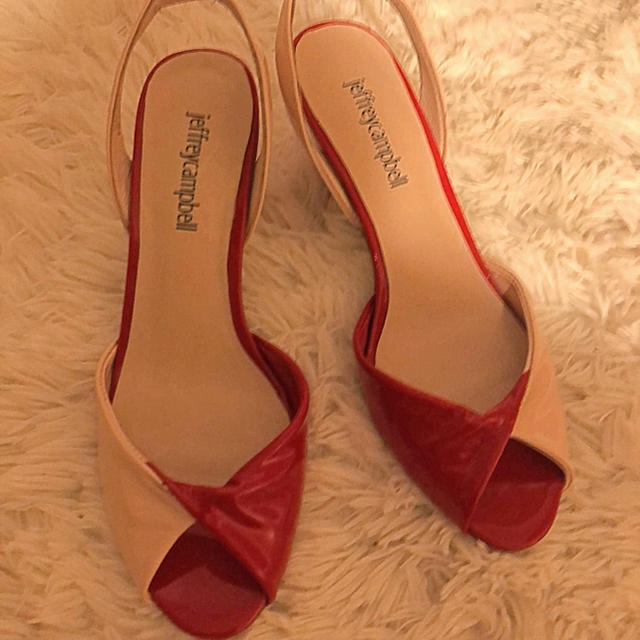 JEFFREY CAMPBELL(ジェフリーキャンベル)のJeffrey Campbell SIYANA Red Pink Patent レディースの靴/シューズ(ハイヒール/パンプス)の商品写真