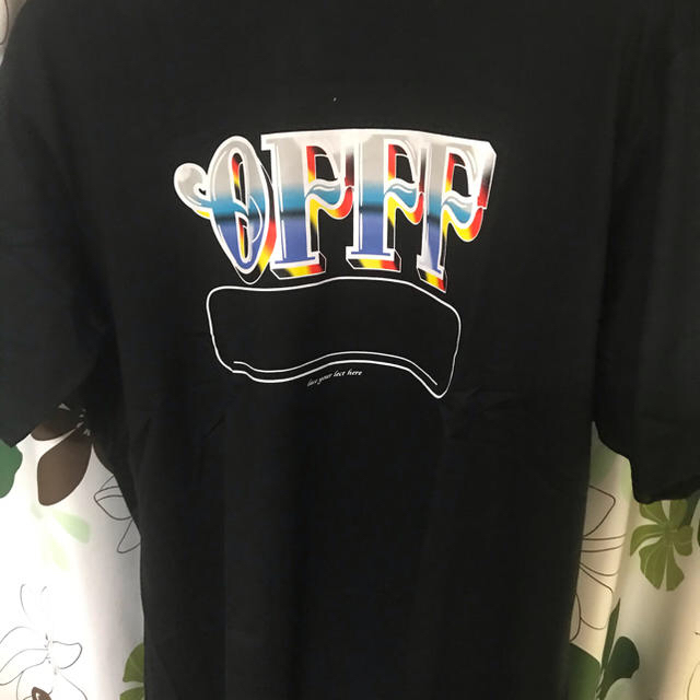 OFF-WHITE(オフホワイト)のオフホワイト半袖Tシャツ メンズのトップス(Tシャツ/カットソー(半袖/袖なし))の商品写真