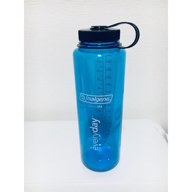 Nalgene(ナルゲン)のnalgene(ナルゲン) カラーボトル 広口1.5L トライタンボトル スポーツ/アウトドアのアウトドア(登山用品)の商品写真