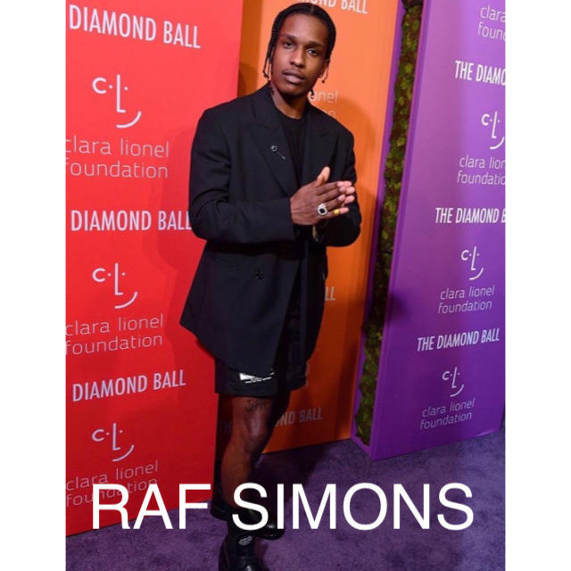 RAF SIMONS(ラフシモンズ)のはっちゃん様　RAF SIMONS ラフシモンズ　ダブルブレステッドブレザー メンズのジャケット/アウター(テーラードジャケット)の商品写真