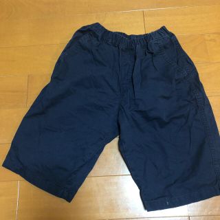 ユニクロ(UNIQLO)のユニクロ　ハーフパンツ紺　160cm(パンツ/スパッツ)