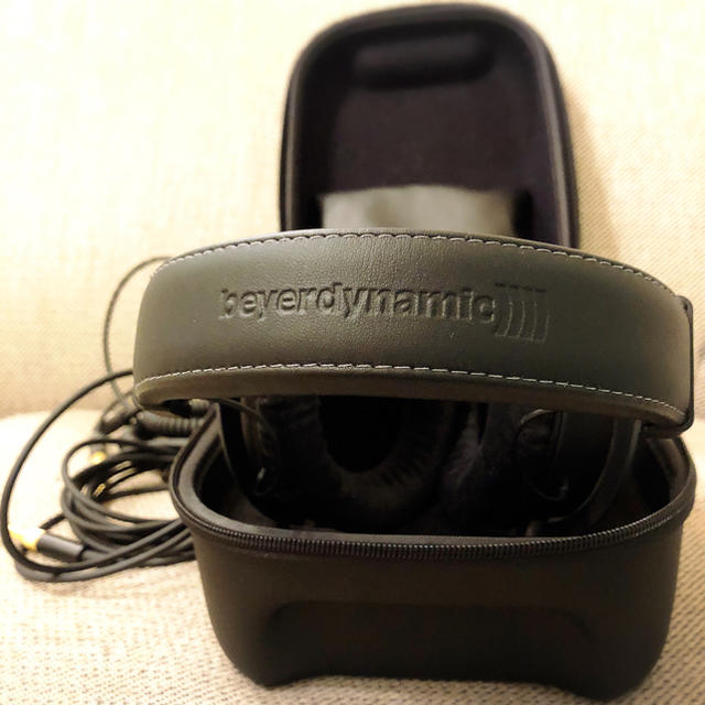 【極上のサウンド】beyerdynamic DT 1990 Pro スマホ/家電/カメラのオーディオ機器(ヘッドフォン/イヤフォン)の商品写真