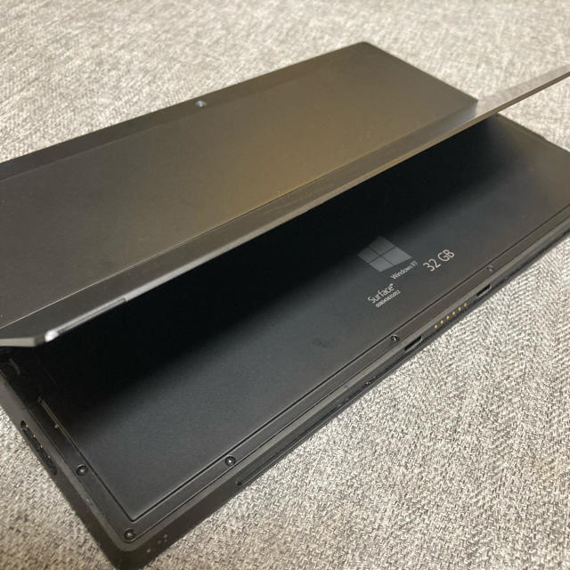 Microsoft(マイクロソフト)のsurfaceRT32GB スマホ/家電/カメラのPC/タブレット(タブレット)の商品写真