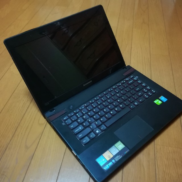 Lenovo(レノボ)のlenovo y410p ゲーミングノート corei5　ジャンク スマホ/家電/カメラのPC/タブレット(ノートPC)の商品写真