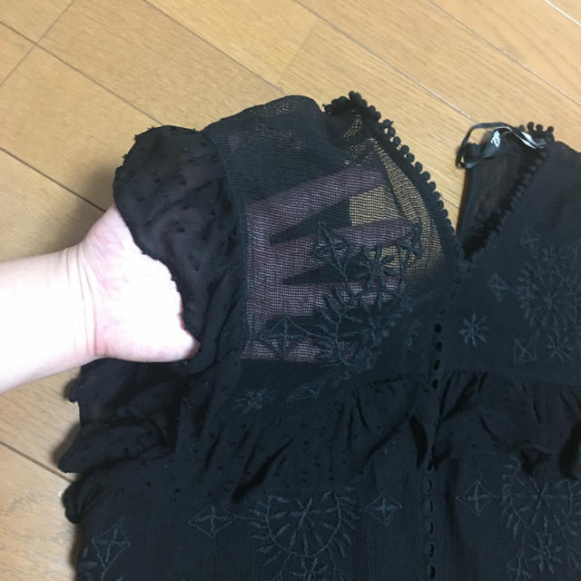 ZARA(ザラ)のZARA レース　マキシワンピース レディースのワンピース(ロングワンピース/マキシワンピース)の商品写真