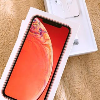 アップル(Apple)のiPhone X R(スマートフォン本体)