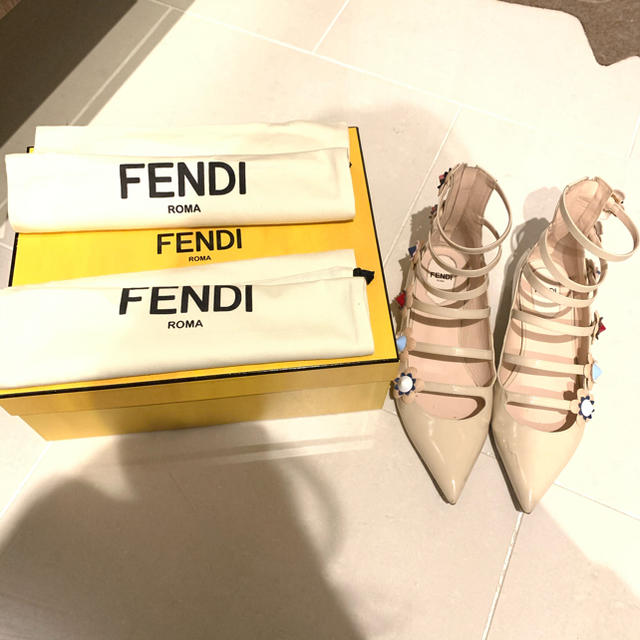 フェンディ　シューズ レディースの靴/シューズ(サンダル)の商品写真