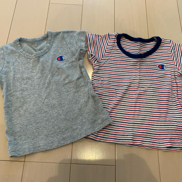 Champion(チャンピオン)のチャンピオン  肌着 Tシャツ 80サイズ 2枚 キッズ/ベビー/マタニティのベビー服(~85cm)(肌着/下着)の商品写真