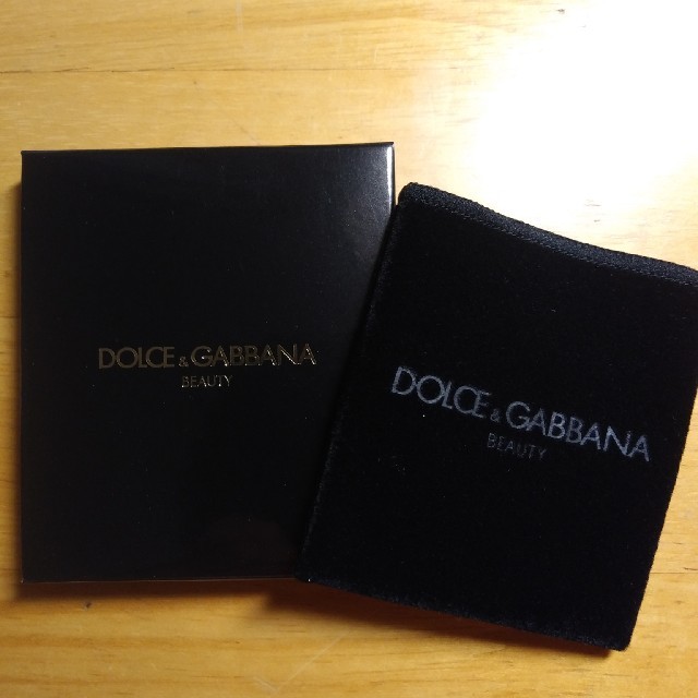 DOLCE&GABBANA(ドルチェアンドガッバーナ)のドルガバビューティー　鏡 コスメ/美容のメイク道具/ケアグッズ(その他)の商品写真