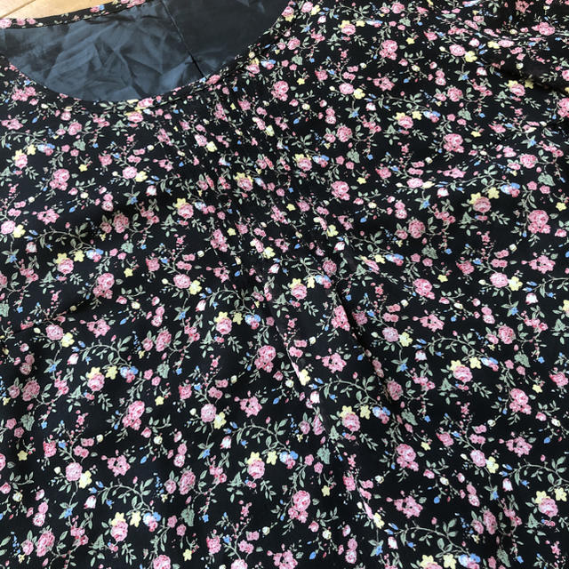 Couture Brooch(クチュールブローチ)の未使用 クチュールブローチ 花柄トップス レディースのトップス(カットソー(長袖/七分))の商品写真